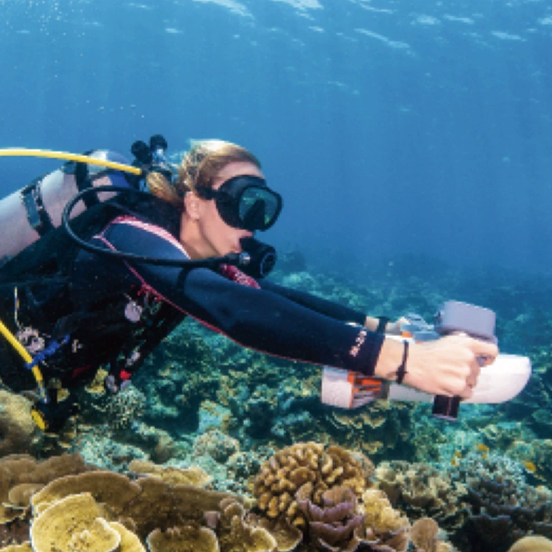 Hand-held underwater thruster for diving enthusiasts, ultra-long endurance light diving equipment, long-lasting outdoor endurance - Image 3