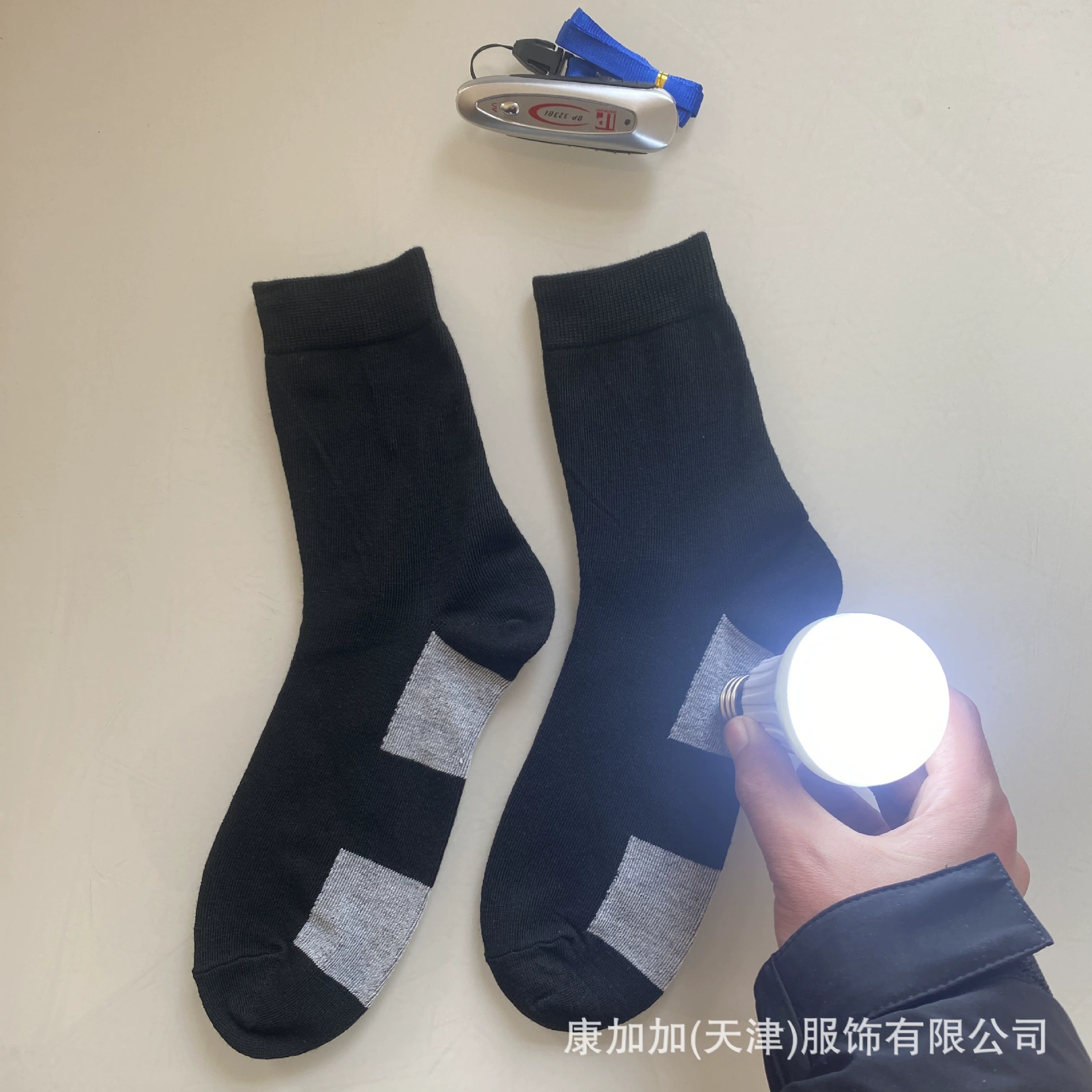 Electric pulse conductive socks, soles of fully conductive yarn socks, magnetic vibration physiotherapy shoes special socks, Jinjiang functional conductive socks - Image 4